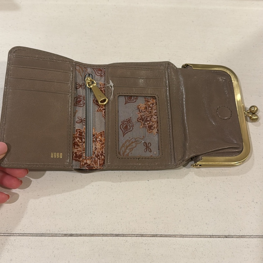 HOBO Taupe Leather Key Holder with Gold Accent - Picture 2 of 3